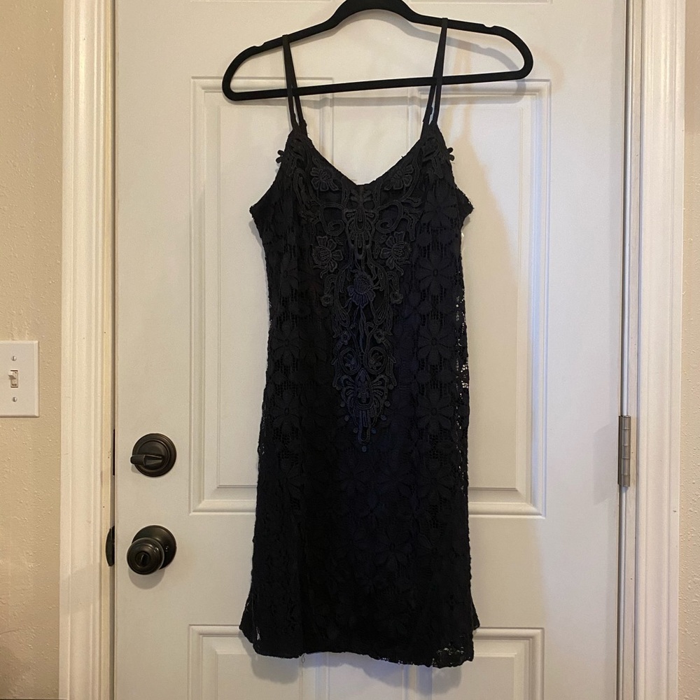 Maurices black dress with beautiful appliqué